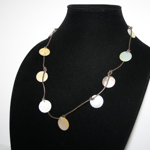 🤎🐚🌿 American Eagle Shell Necklace on Brown Leather Cord (30") - Picture 1 of 5